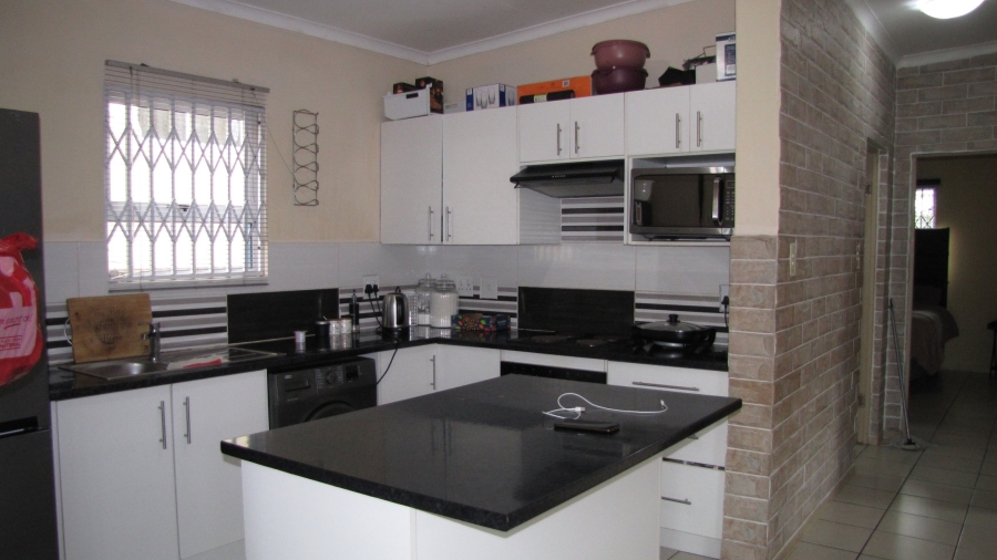 2 Bedroom Property for Sale in Cambridge West Eastern Cape